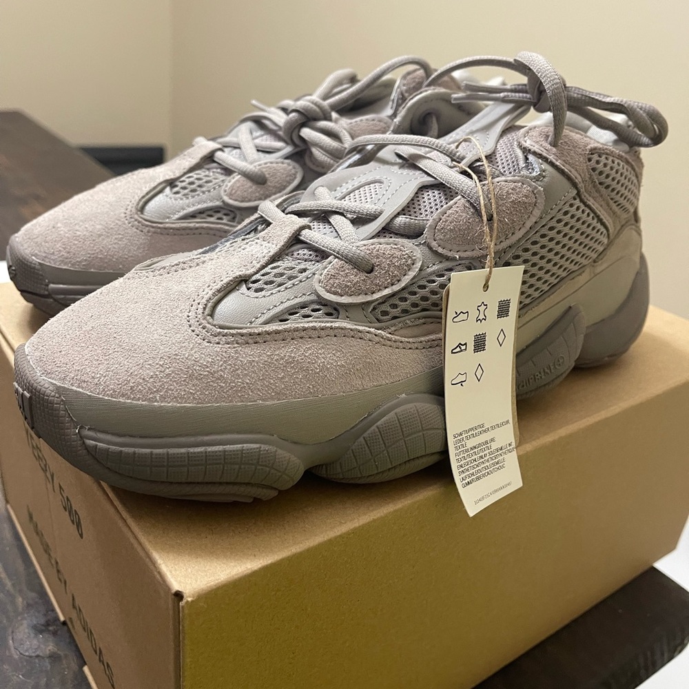 Yeezy 500 Ash Grey Brand New Men’s Size 9
